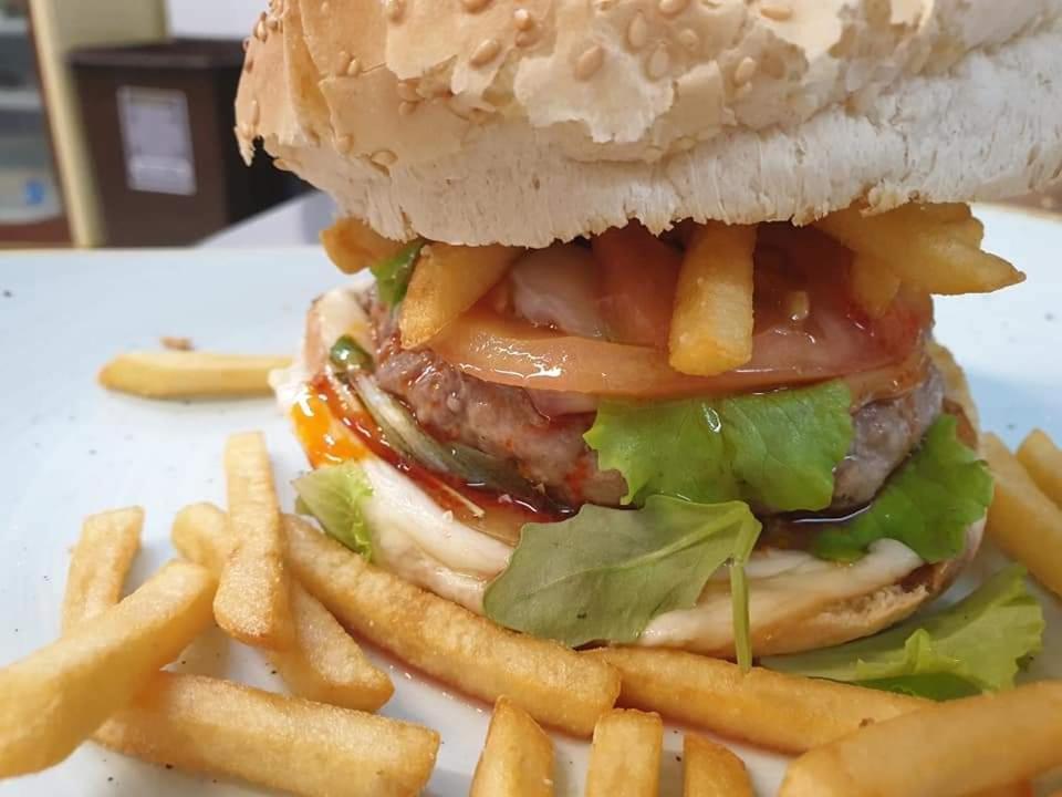 Relais Black Horse Millesimo Zewnętrze zdjęcie
