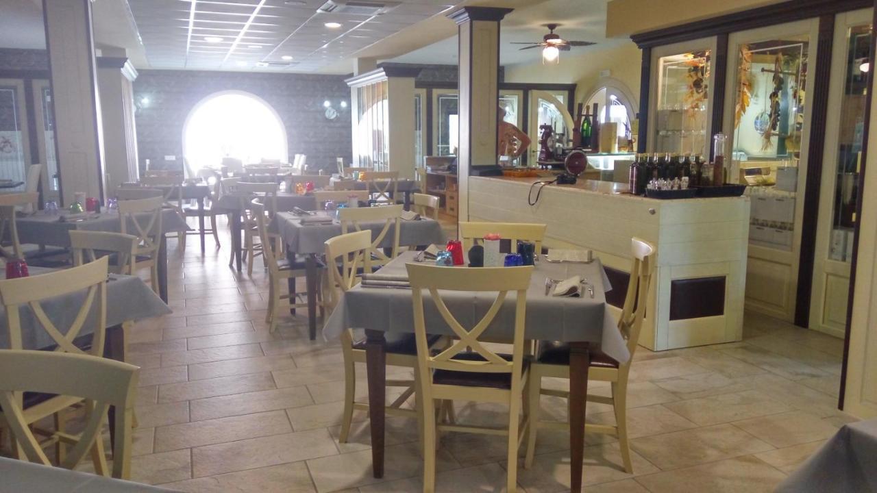 Relais Black Horse Millesimo Zewnętrze zdjęcie
