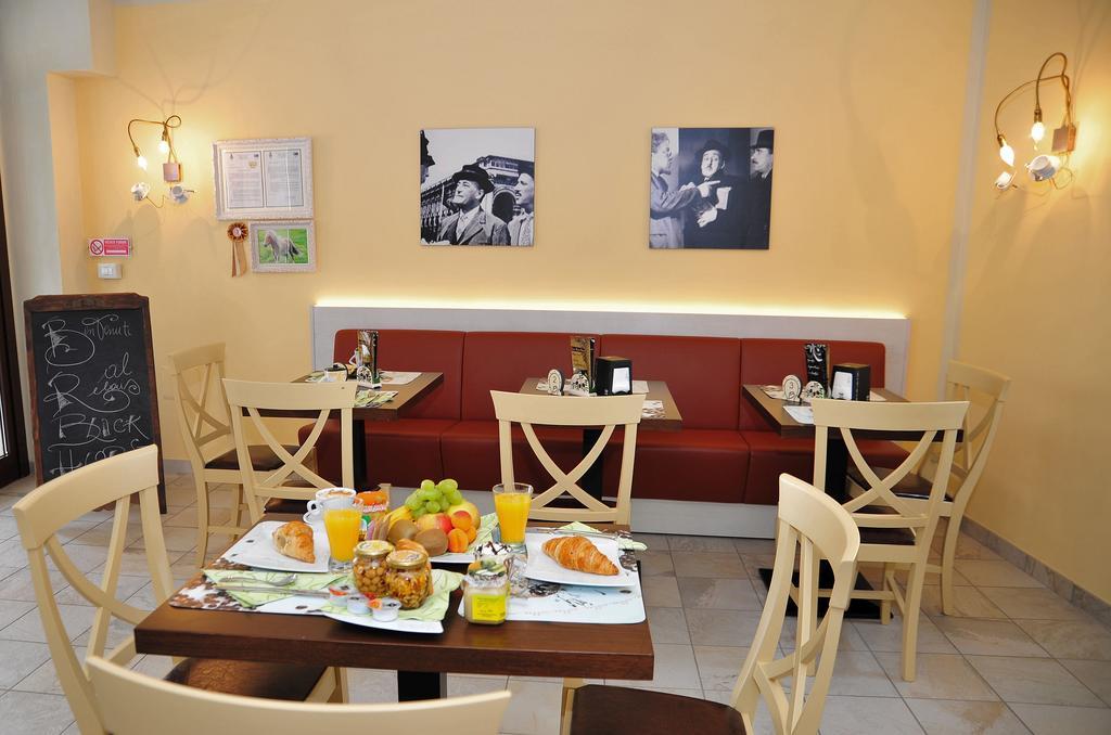 Relais Black Horse Millesimo Zewnętrze zdjęcie